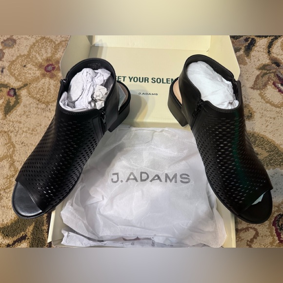J. Adams Black Peep Toe Ankle Booties New in Box NIB size 10 - Picture 8 of 12